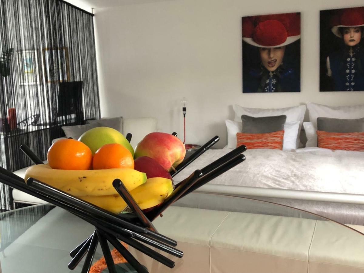 Modernes Studio Auf Der Sonnenterrasse Baden-Baden Ngoại thất bức ảnh
